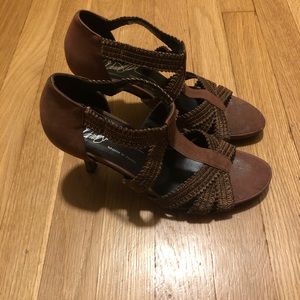 Donald Pliner Abria Stilettos size 8 1/2